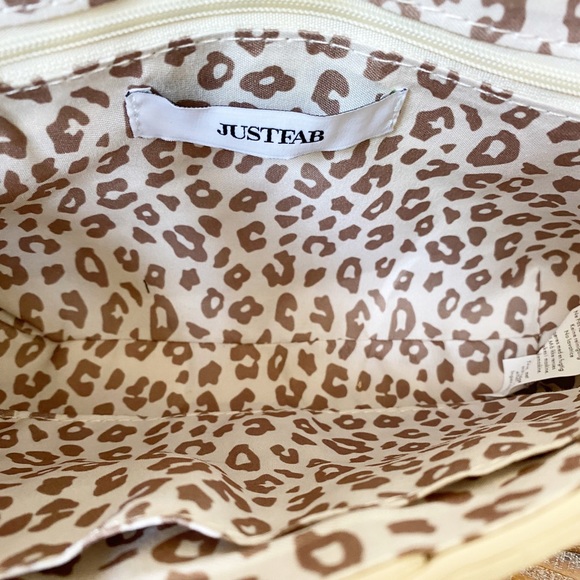NWT JustFab Cream Weaved Faux Leather Shoulder Bag - Picture 10 of 16
